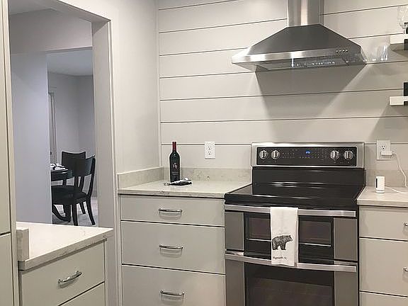 3rd image of 510 N 5th St Ste 11
