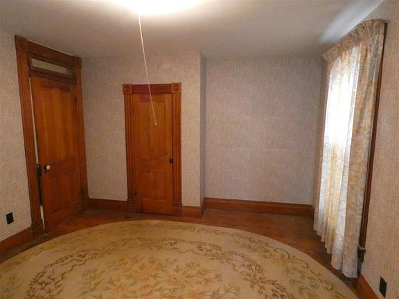 4th image of 2603 College Ave