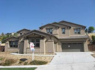 6836 Citrine Dr, Carlsbad, CA 92009