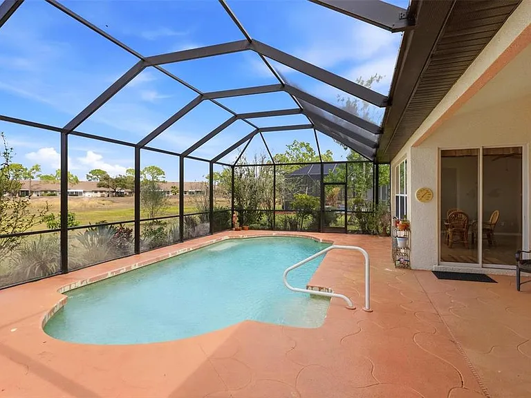 2499 Silver Palm Rd — Photo 27