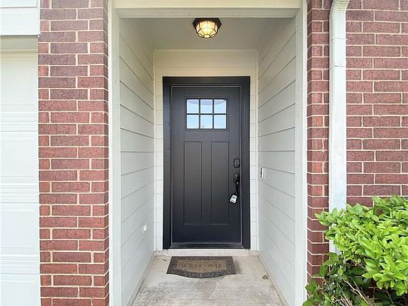 2nd image of 12817 Chime Dr