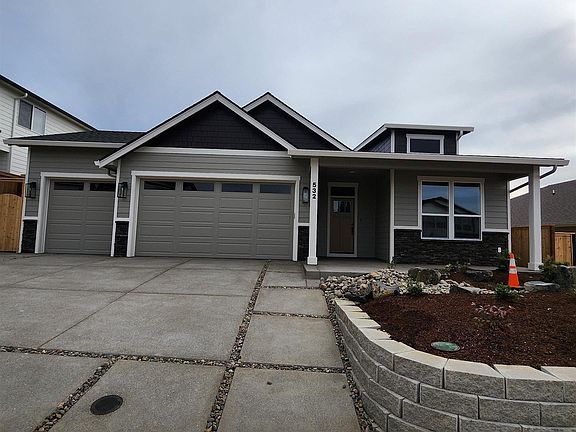 3rd image of Model D Nw Coast Mountain Dr