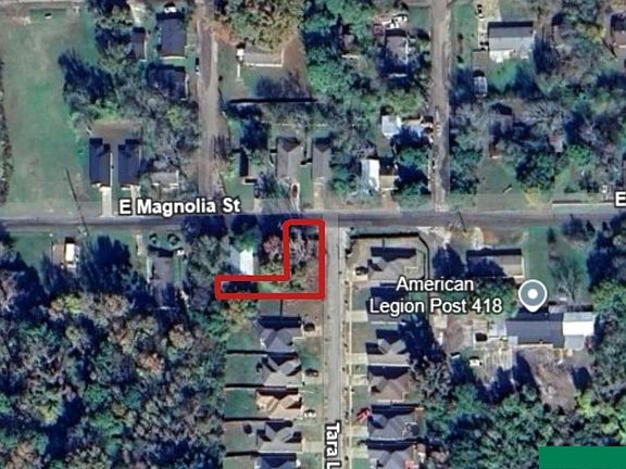 5th image of 401 Tara Ln