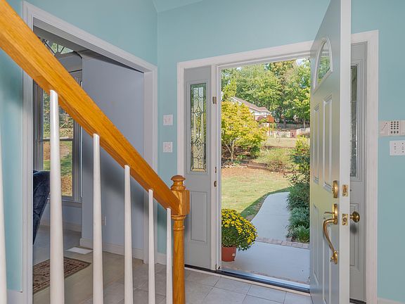 5th image of 1324 Mark Joseph Ln