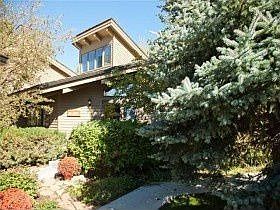 3rd image of 2011 Lakeview Dr