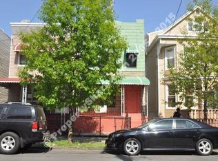 375 Pine St #1F, Brooklyn, NY 11208