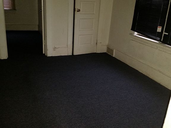 4th image of 6014 Hillman Ave