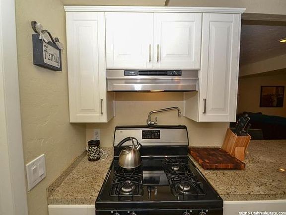 5th image of 1684 E Cannes Way