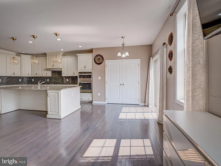 23480 Logans Ridge Ter — Photo 13