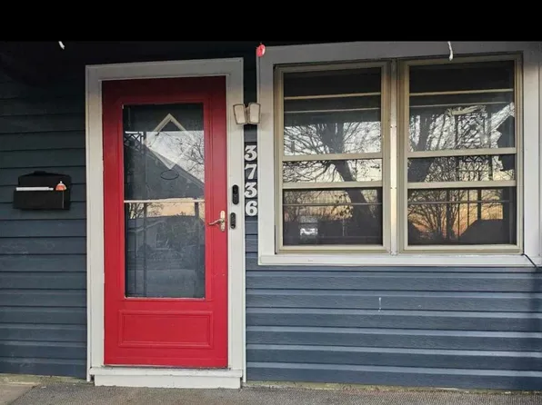 3736 Earle Dr, Haltom City, TX 76117