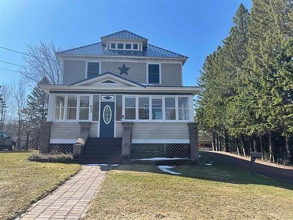2nd image of 433 Lake Ave