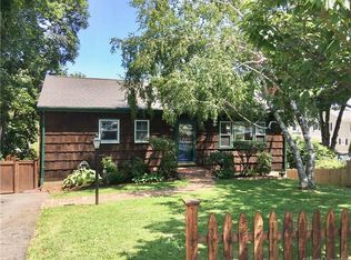 90 Webb Ave, Stamford, CT 06902