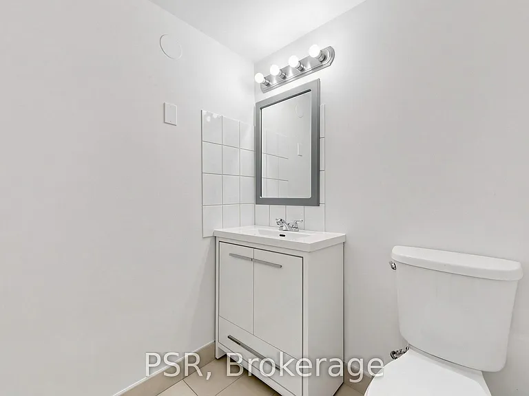 240 Markland Dr #210 — Photo 17