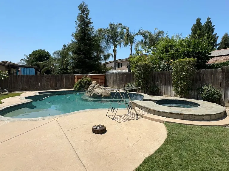 5812 W Perez Ave — Photo 8