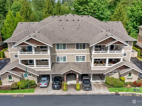 23924 NE 115th Lane #302, Redmond, WA 98053