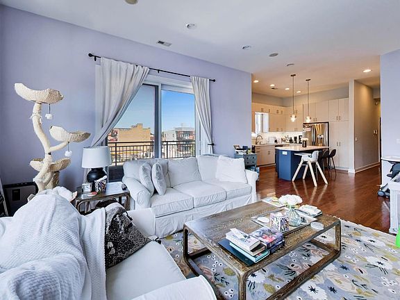 2nd image of 2342 W North Ave #401