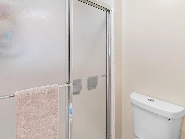 7121 Bradshaw Ct E — Photo 18