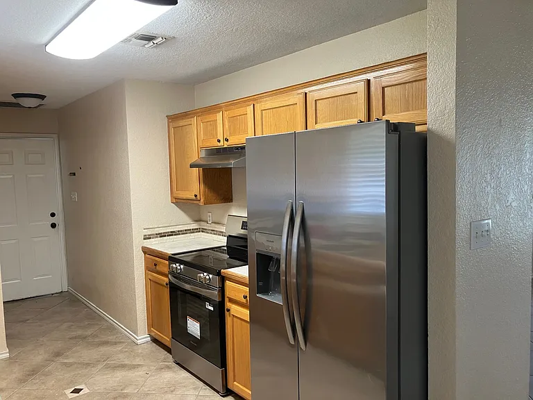 208 S Sendero Dr — Photo 14