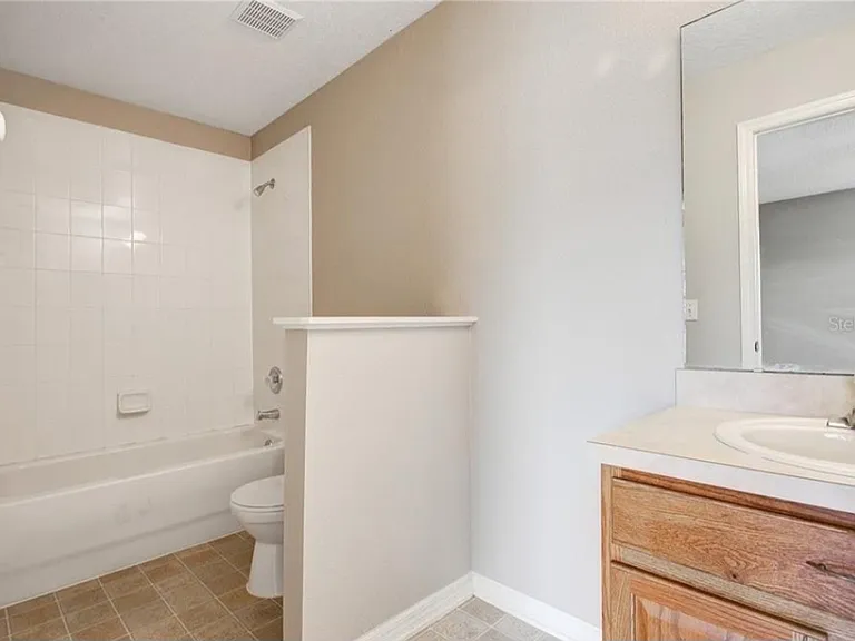 12676 Somerset Oaks St — Photo 9
