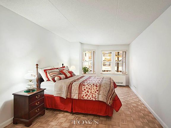 3rd image of 110 W 90th St APT 2N