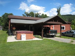 400 Azalea Rd E, Asheville, NC 28805