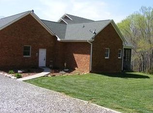 1680 Old Westfield Rd, Pilot Mountain, NC 27041