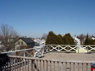 2 Atlantic St FL 2, Newport, RI 02840