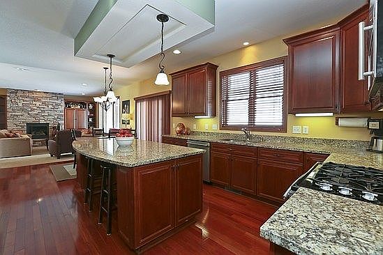 4th image of 9226 Woodland Dr