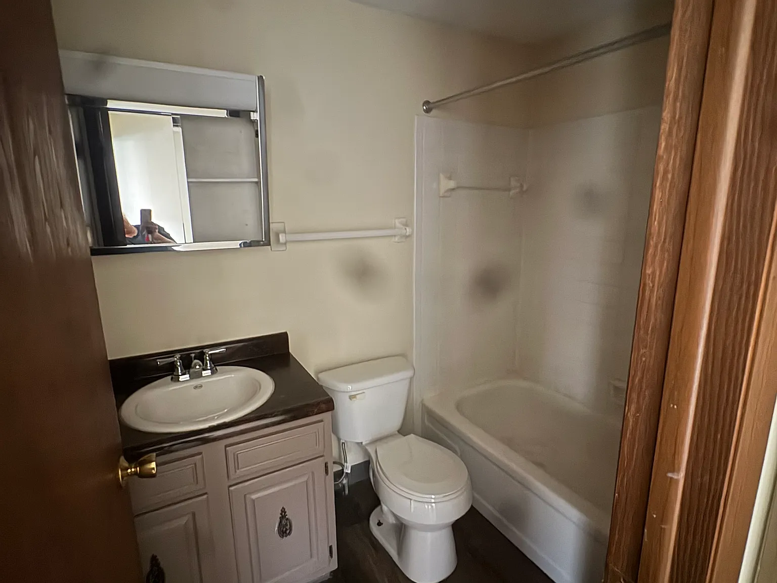 1 bed, $895 — Photo 2