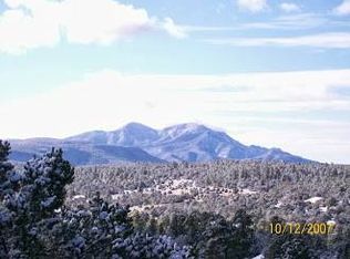 147 Skyland Blvd, Tijeras, NM 87059