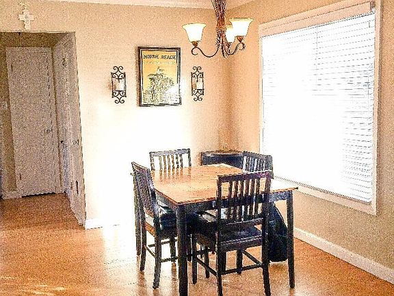 5th image of 1056 Gilman Dr