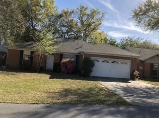 4516 Parkwood Ln, Niceville, FL 32578