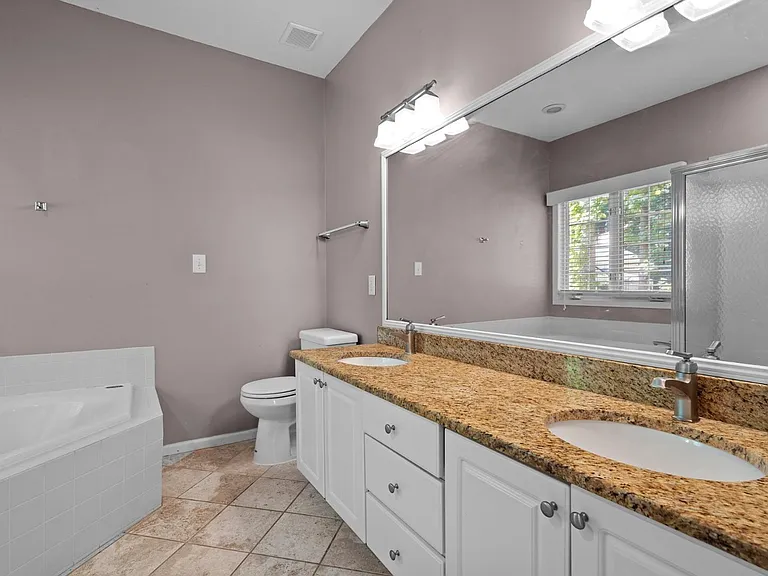 2400 Buckwater Ct — Photo 22