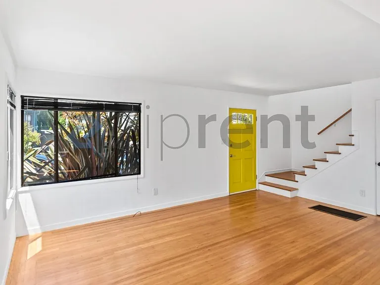 905 61st St #905 — Photo 5