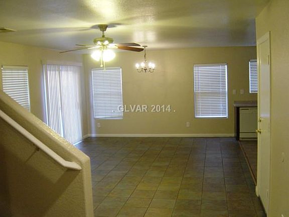 5th image of 1229 Black Cherry St