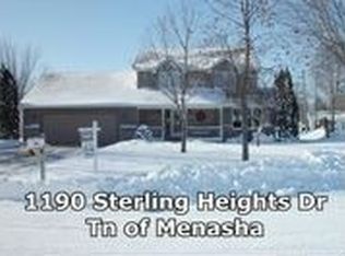 1190 Sterling Heights Dr, Menasha, WI 54952