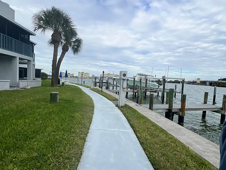 253 Rex Pl #E — Photo 25