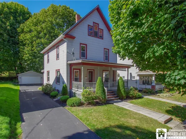 135 Weeks St, Jamestown, NY 14701