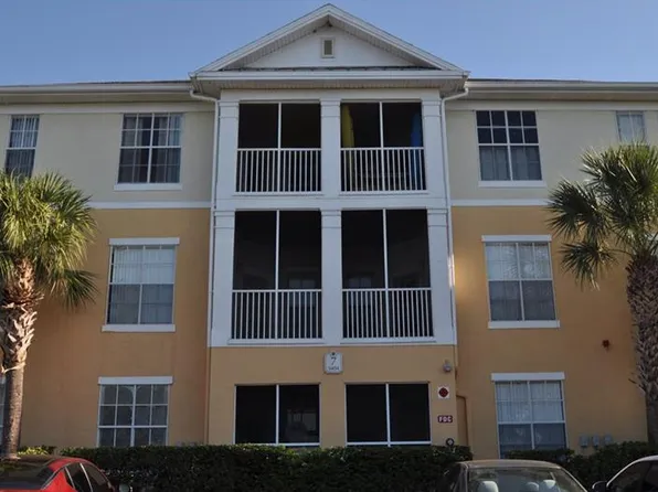 9404 Crescent Loop Cir APT 307, Tampa, FL 33619