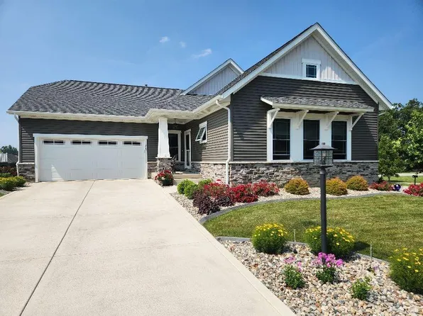 303 W Prairie Bnd, Valparaiso, IN 46385