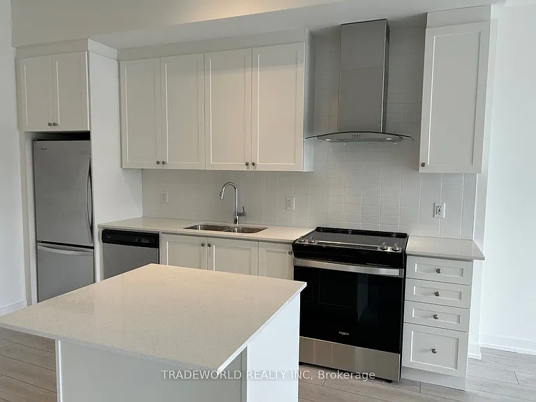 55 Duke St W #206 — Photo 5