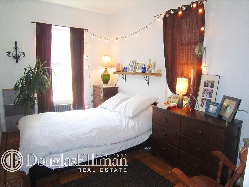 2nd image of 352 W 18th St APT 1C