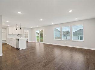 3746 SW Maryville Pl, Lees Summit, MO 64082