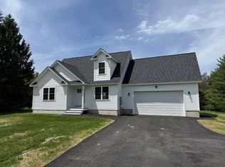64 East St, Northfield, MA 01360