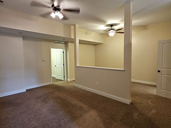 4th image of 104 Trescott Ln