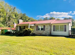 1241 Chandler Rd, Dobson, NC 27017