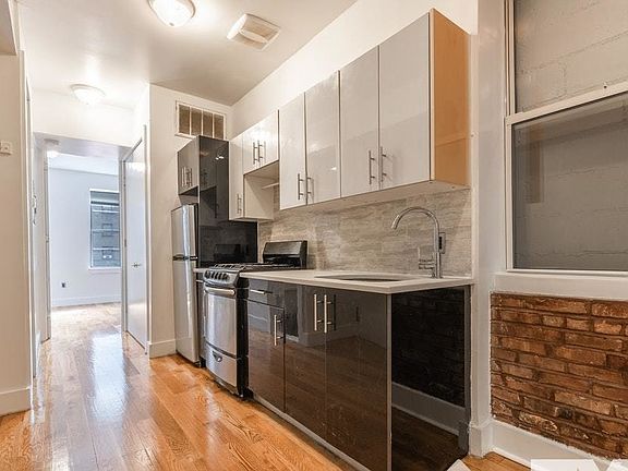 5th image of 11 Humboldt St #1LL