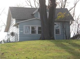 3127 Westwood Dr NW, Cedar Rapids, IA 52405