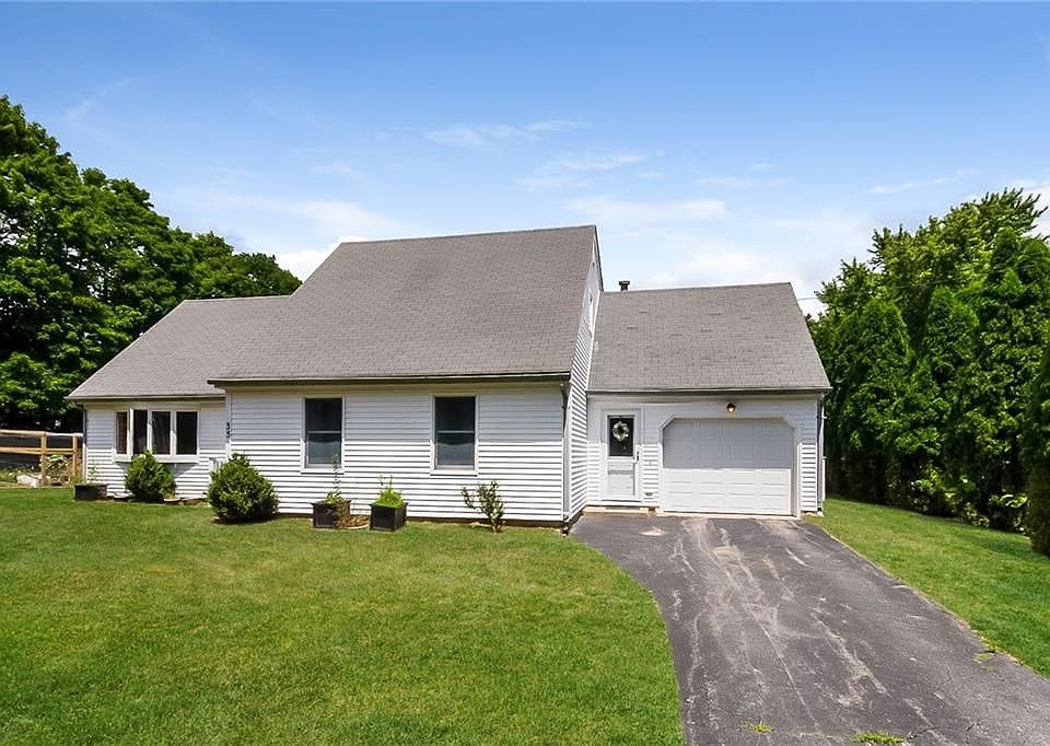 1st image of 33 Kingston Hill Ct