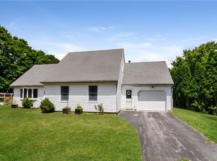 33 Kingston Hill Ct, Kingston, RI 02881